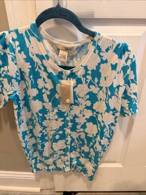 EVIE Blue & White Floral Button Cardigan NWT$67 Soft